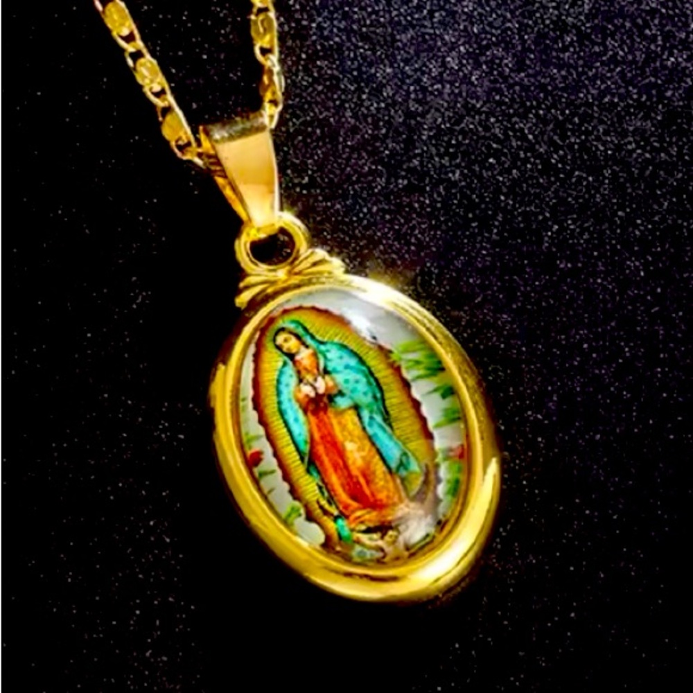 Virgin Mary Our Lady of Guadalupe gold tone Catholic Religious pendant necklace
